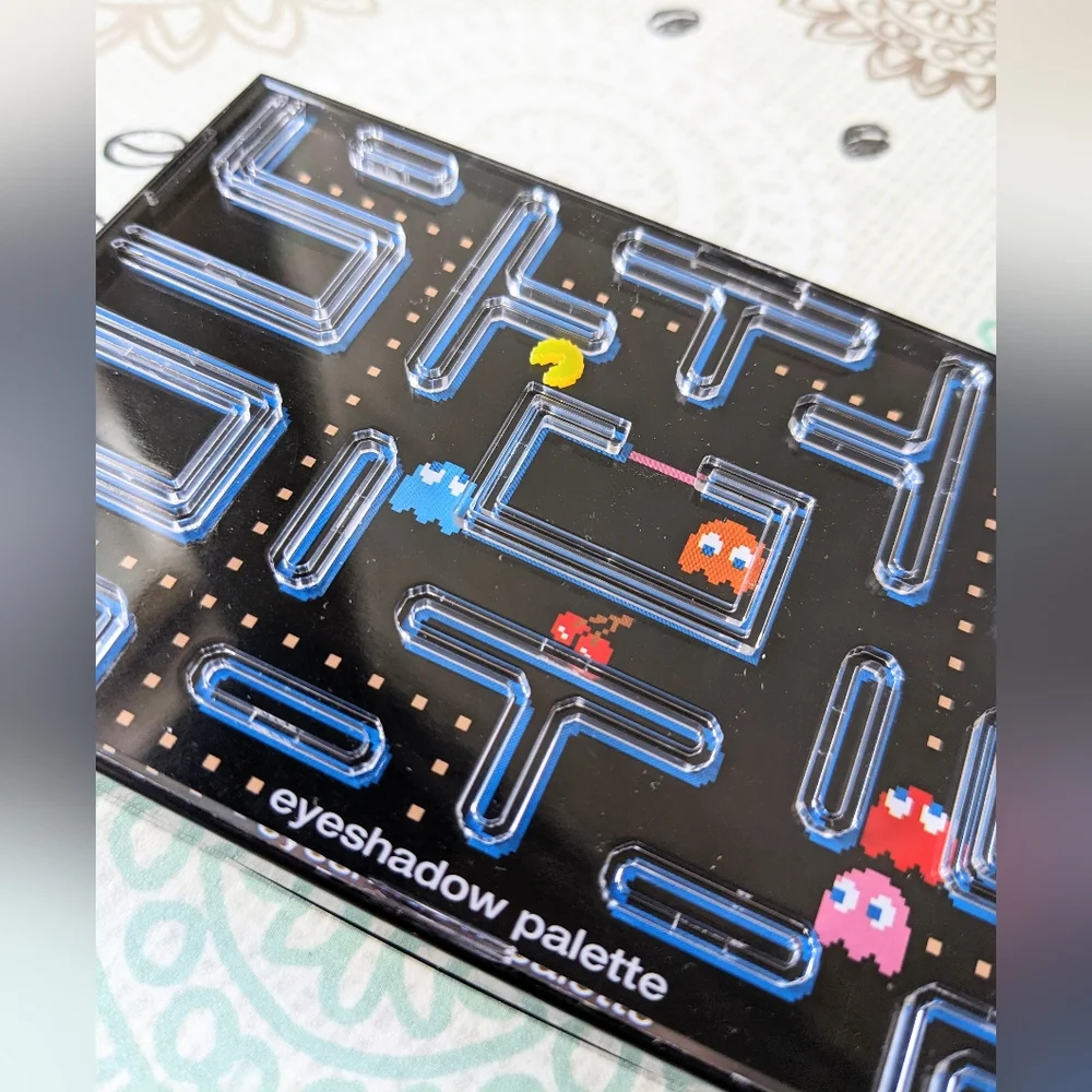Essence x Pac-Man Limited Edition Eyeshadow Palette - 01 You'll Eat It Up